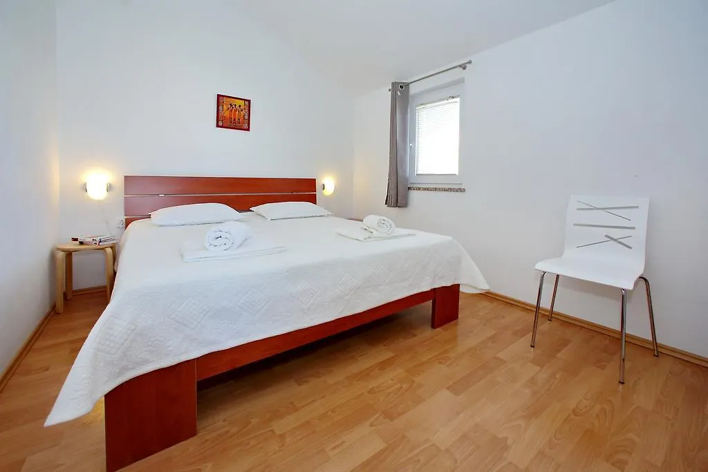Apartments Andreja Pag Town