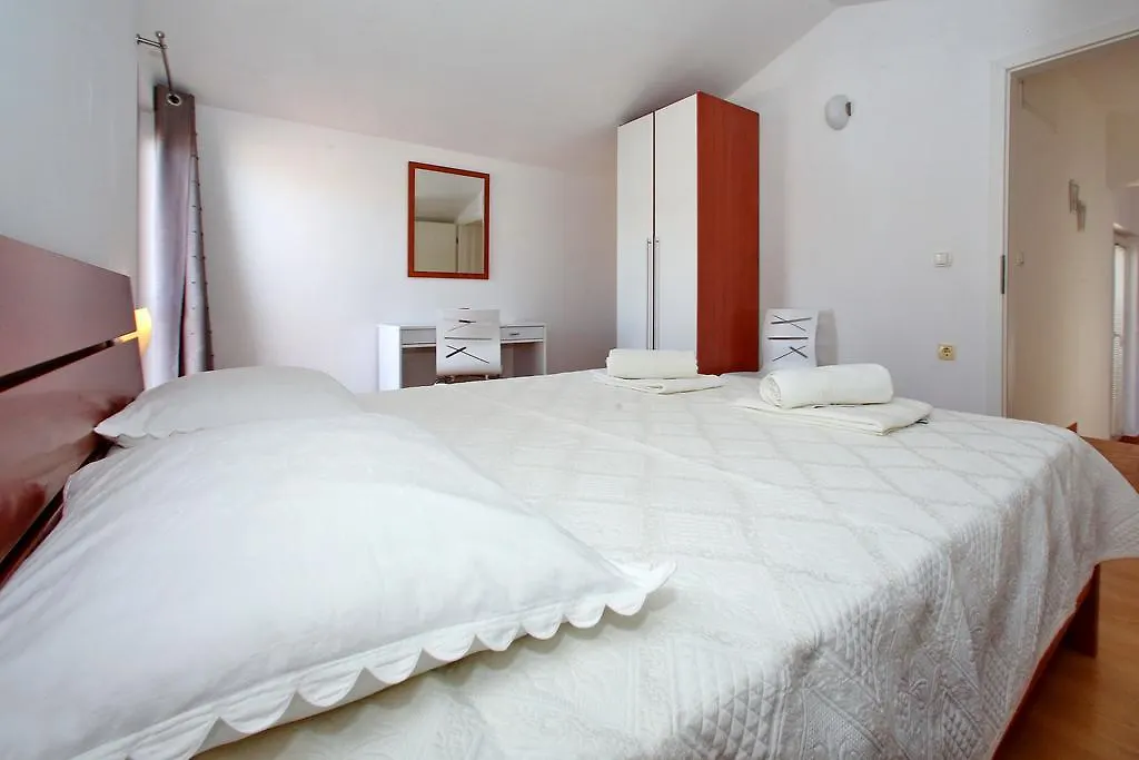 Apartments Andreja Pag Town