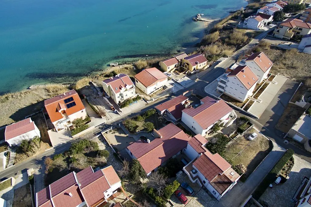 Apartments Andreja Pag Town