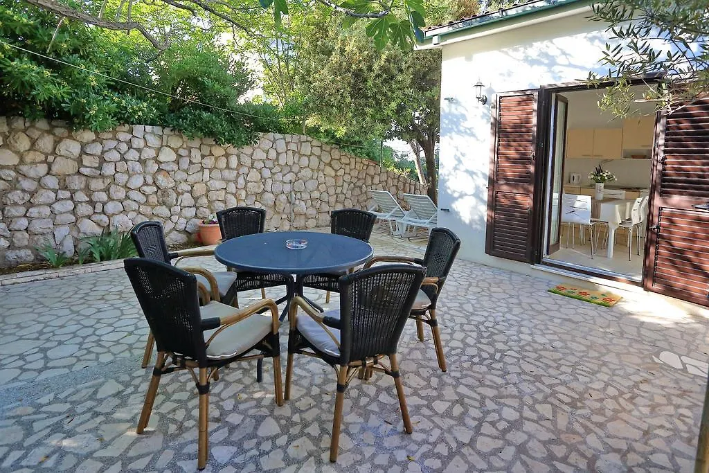 Apartments Andreja Pag Town