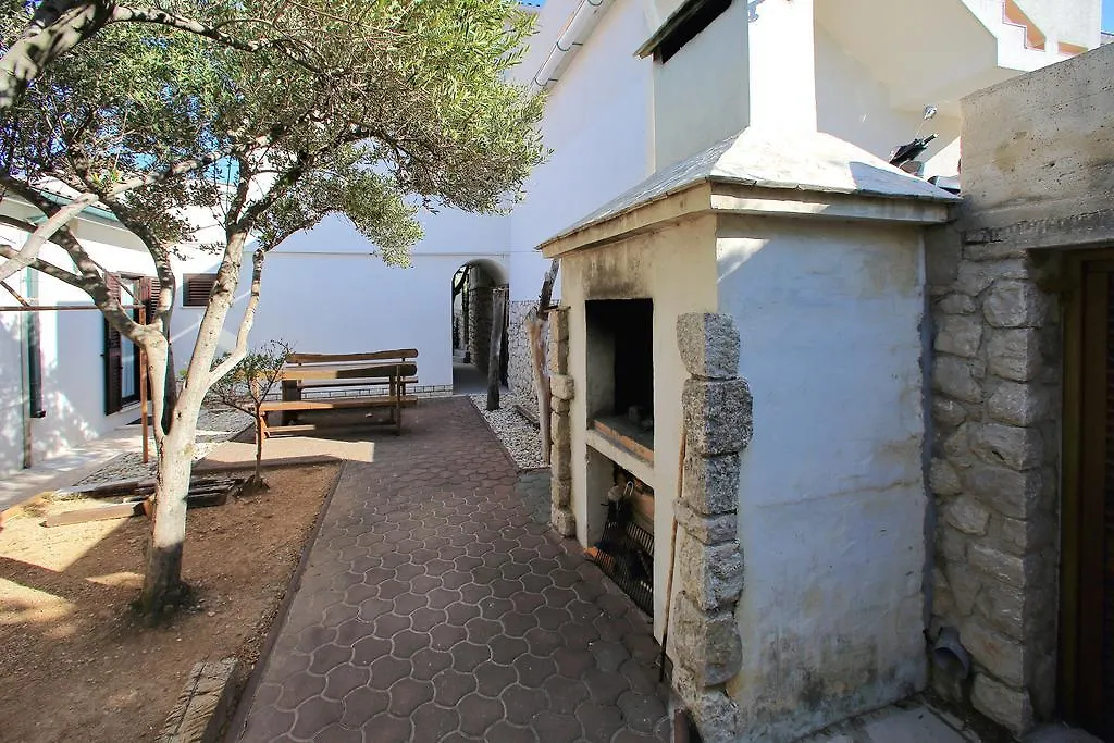 Apartments Andreja Pag Town