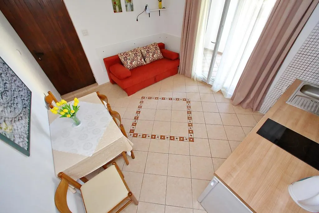 Apartments Andreja Pag Town 0*,