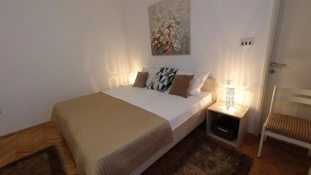 Apartments Andreja Pag Town